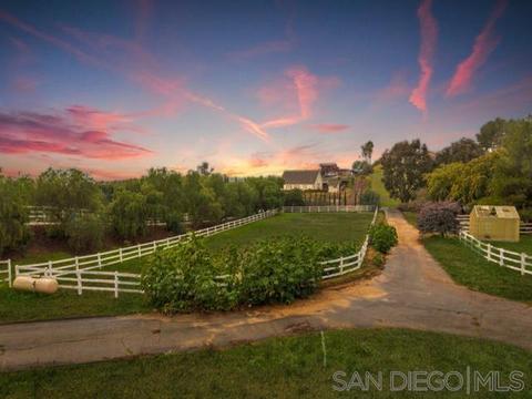 30488 Rose Ln, Bonsall, CA 92003 photo 2