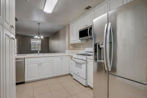 8795 Bright Ct #5, Santee, CA 92071 photo 2