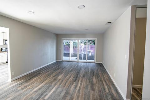 1834 Debra Ln, Vista, CA 92084 photo 6