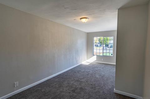 1834 Debra Ln, Vista, CA 92084 photo 13