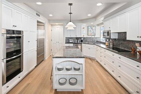 7945 Saint Louis Ter, La Jolla, CA 92037 photo 16