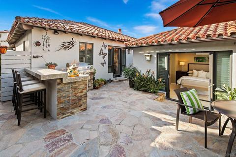 7945 Saint Louis Ter, La Jolla, CA 92037 photo 6