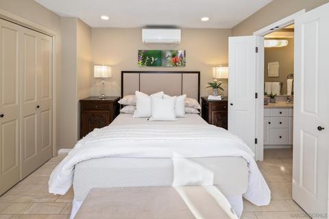 7945 Saint Louis Ter, La Jolla, CA 92037 photo 29