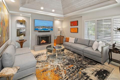 7945 Saint Louis Ter, La Jolla, CA 92037 photo 11