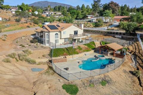 1361 Peaceful Pl, Alpine, CA 91901 photo 1