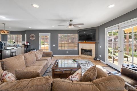 1361 Peaceful Pl, Alpine, CA 91901 photo 4