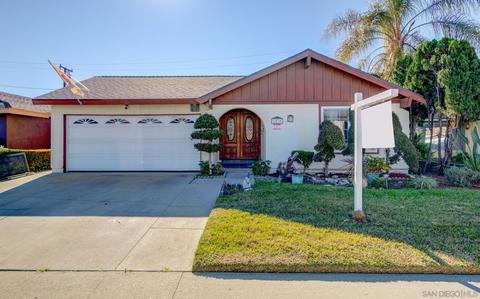 1038 E Gladwick St, Carson, CA 90746 photo 2