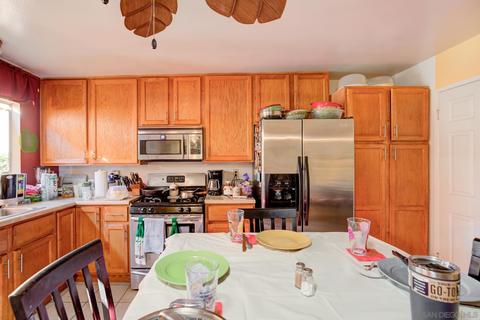 1038 E Gladwick St, Carson, CA 90746 photo 25