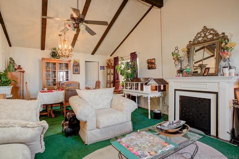 1038 E Gladwick St, Carson, CA 90746 photo 8