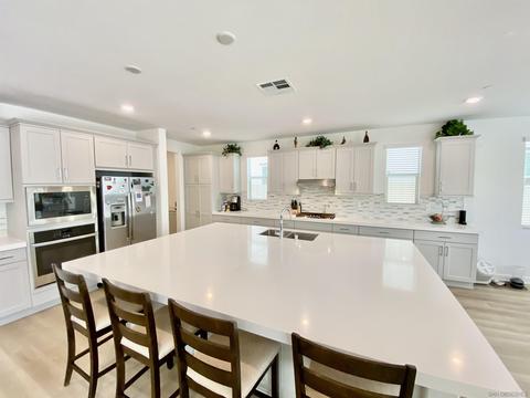 2005 Bruno Pl, Escondido, CA 92026 photo 9