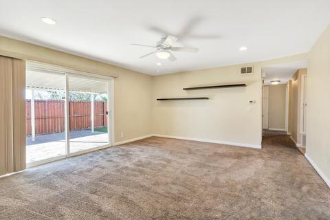9571 Lutheran Way, Santee, CA 92071 photo 5