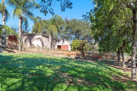 490 Bear Valley Pkwy, Escondido, CA 92025 photo 27
