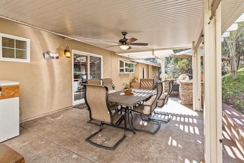 490 Bear Valley Pkwy, Escondido, CA 92025 photo 23