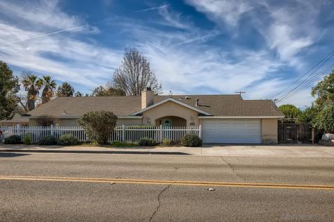 611 16th St, Ramona, CA 92065 photo 2