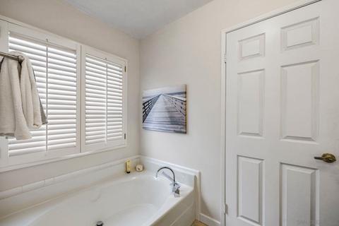 4462 Sapphire Ln, Oceanside, CA 92056 photo 21