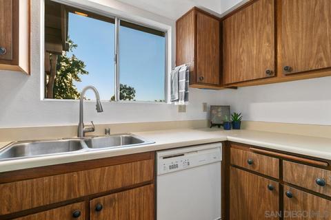 4393 Albatross Way, Oceanside, CA 92057 photo 9