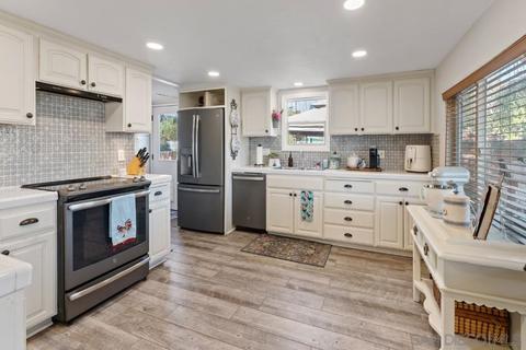 9850 Dunbar Ln, El Cajon, CA 92021 photo 2