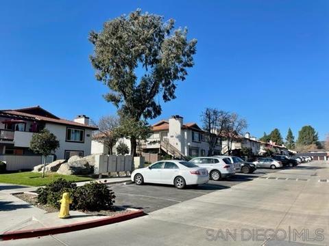 9869 Caspi Gardens Dr #1, Santee, CA 92071 photo 2