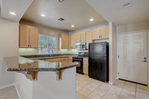 1470 Rancho Rose Way #31, Oceanside, CA 92057 photo 4