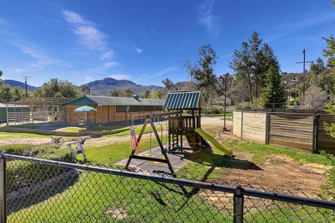 15775 Thomas Paine Dr, Ramona, CA 92065 photo 9