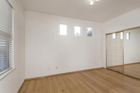 8180 Gilman Ct, La Jolla, CA 92037 photo 20