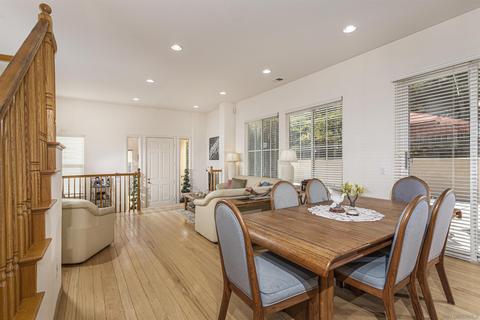 8180 Gilman Ct, La Jolla, CA 92037 photo 10