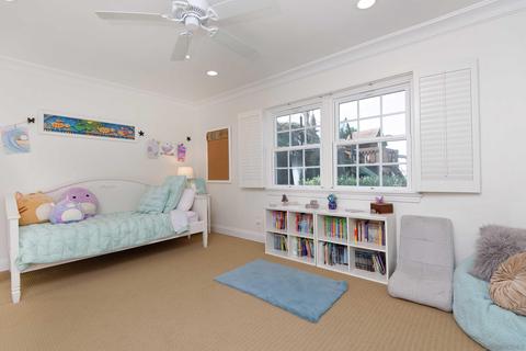 6574 Avenida Manana, La Jolla, CA 92037 photo 30