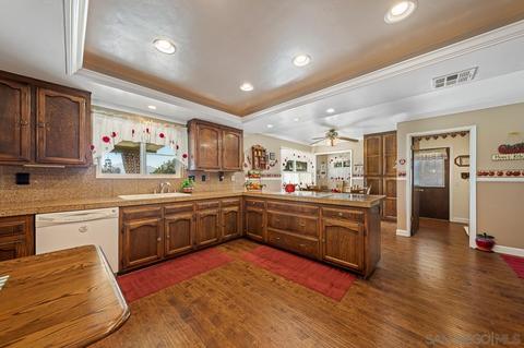1939 Vereda Ct, El Cajon, CA 92019 photo 14