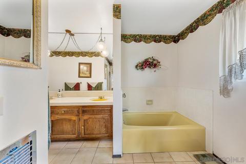 1939 Vereda Ct, El Cajon, CA 92019 photo 22