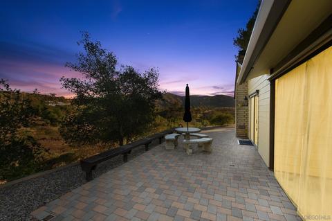 10082 Bon Vue Dr, El Cajon, CA 92021 photo 32