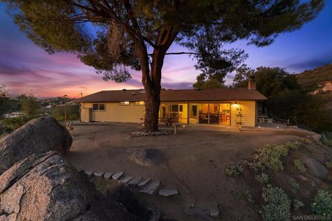 10082 Bon Vue Dr, El Cajon, CA 92021 photo 1