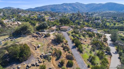 10082 Bon Vue Dr, El Cajon, CA 92021 photo 34