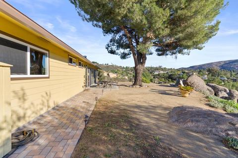 10082 Bon Vue Dr, El Cajon, CA 92021 photo 11