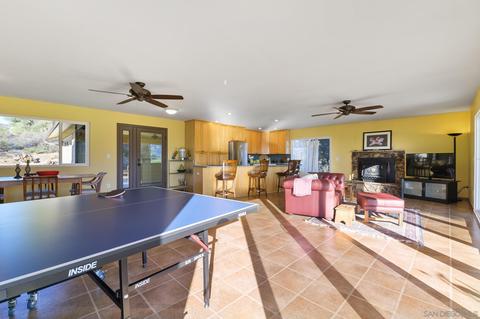 10082 Bon Vue Dr, El Cajon, CA 92021 photo 21