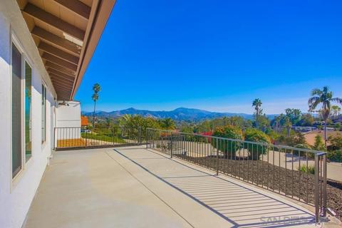 246 Cranston Crst, Escondido, CA 92025 photo 4