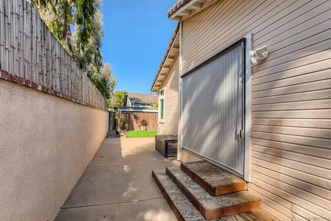 2359 Mapleleaf Dr, Vista, CA 92081 photo 26