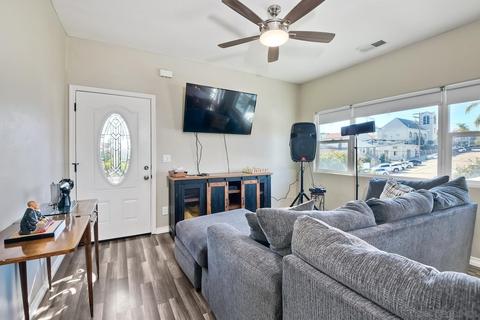 2552 E St, San Diego, CA 92102 photo 10