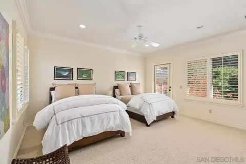 7675 Exchange Pl, La Jolla, CA 92037 photo 31
