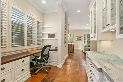 7675 Exchange Pl, La Jolla, CA 92037 photo 13