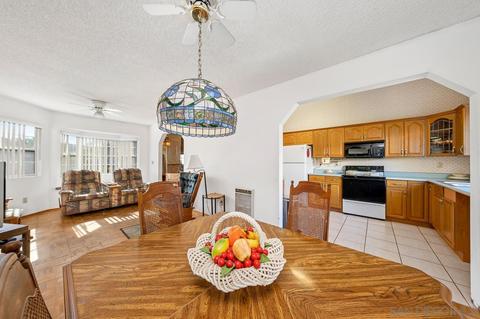 10866 Wagon Wheel Dr, Spring Valley, CA 91978 photo 12