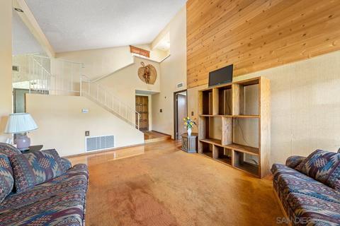 10866 Wagon Wheel Dr, Spring Valley, CA 91978 photo 4
