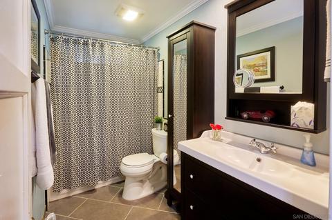 8005 University Pl, La Mesa, CA 91942 photo 9