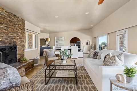 1750 Barbara Ln, Encinitas, CA 92024 photo 6