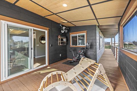 5045 Pine St, La Mesa, CA 91942 photo 4