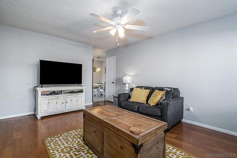 10227 Princess Sarit Way, Santee, CA 92071 photo 4