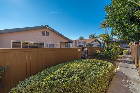 10227 Princess Sarit Way, Santee, CA 92071 photo 2