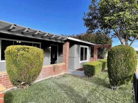 644 Howe Pl, Escondido, CA 92025 photo 11