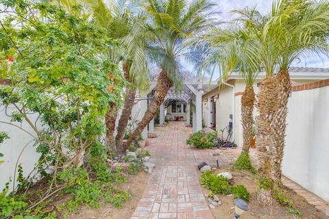 754 A Ave, Coronado, CA 92118 photo 2