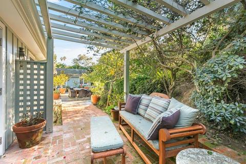 7929 Roseland Dr, La Jolla, CA 92037 photo 27