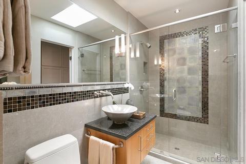 7929 Roseland Dr, La Jolla, CA 92037 photo 23